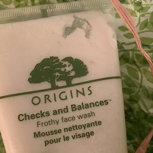 🌳💛 🎁Origins - Checks and Balances Frothy face wash